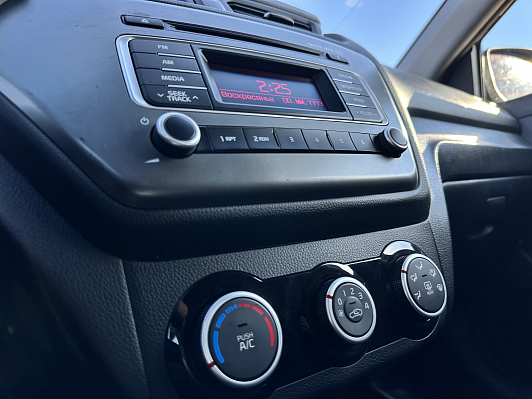 Kia Rio Comfort Аудио, 2017 года, пробег 135000 км