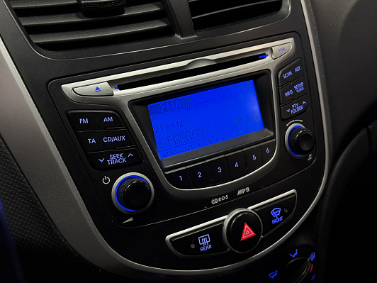 Hyundai Solaris Style, 2013 года, пробег 170000 км