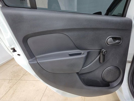 Renault Logan Life, 2018 года, пробег 113946 км