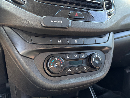 Lada (ВАЗ) Vesta 50 Anniversary, 2018 года, пробег 123340 км