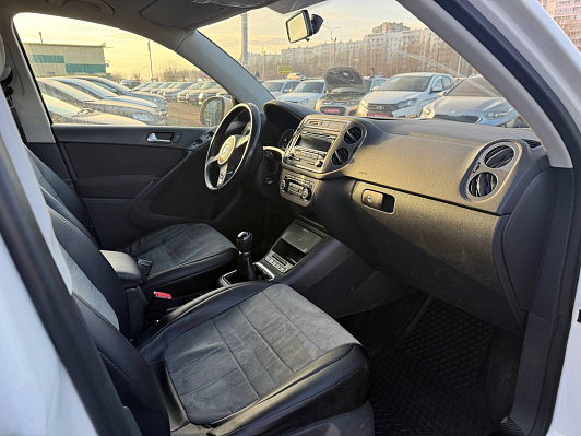 Volkswagen Tiguan Trend&Fun, 2011 года, пробег 231722 км
