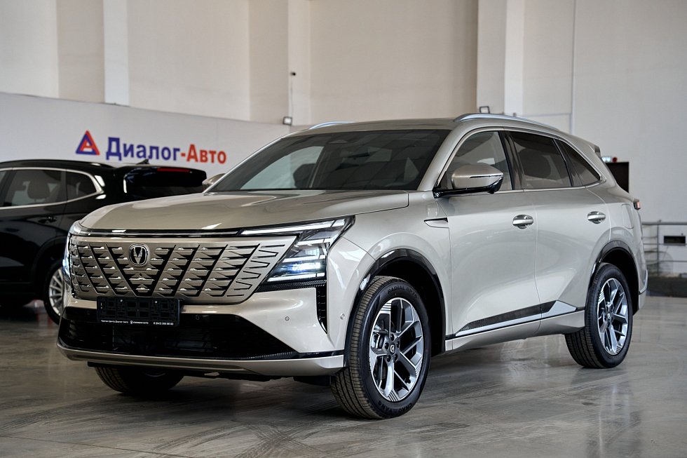 Changan CS75 Plus Техно, бежевый