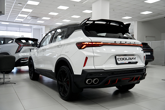 Geely Coolray Luxury, белый