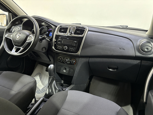 Renault Logan Confort, 2018 года, пробег 137732 км