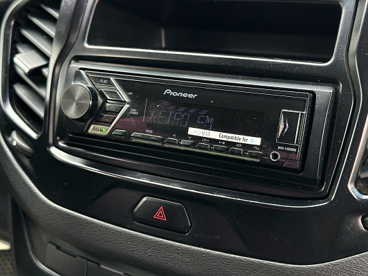 Lada (ВАЗ) Vesta Comfort, 2018 года, пробег 122000 км