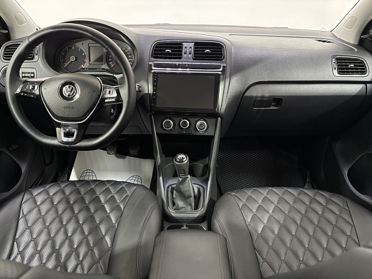 Volkswagen Polo Conceptline, 2015 года, пробег 101850 км