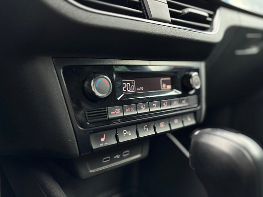 Volkswagen Polo Exclusive, 2021 года, пробег 98429 км