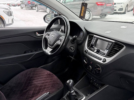 Hyundai Solaris Comfort, 2017 года, пробег 100517 км