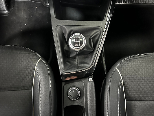Renault Arkana Style, 2019 года, пробег 105000 км