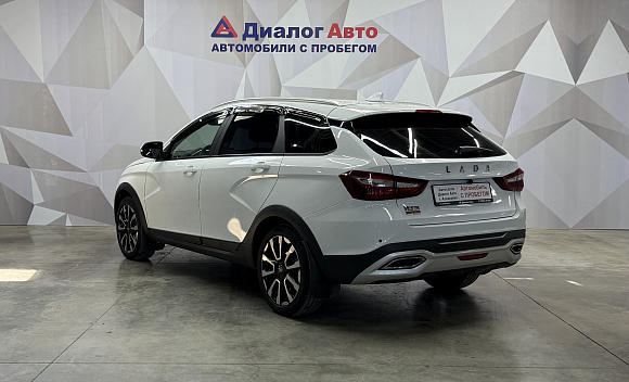 Lada (ВАЗ) Vesta Comfort, 2023 года, пробег 41400 км