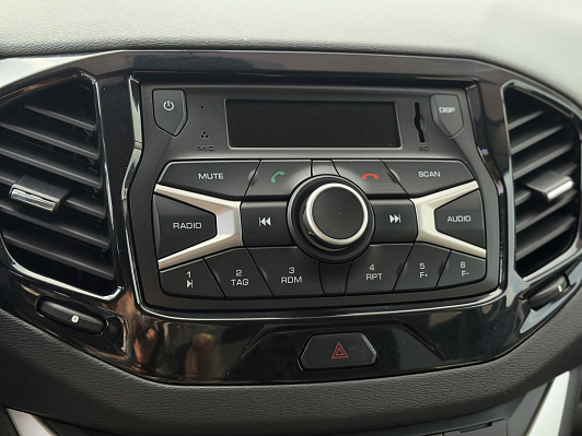 Lada (ВАЗ) Vesta Comfort Winter, 2019 года, пробег 131501 км