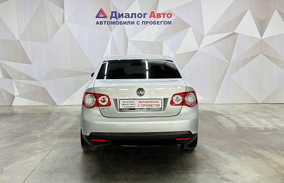 Volkswagen Jetta Trendline, 2010 года, пробег 123449 км