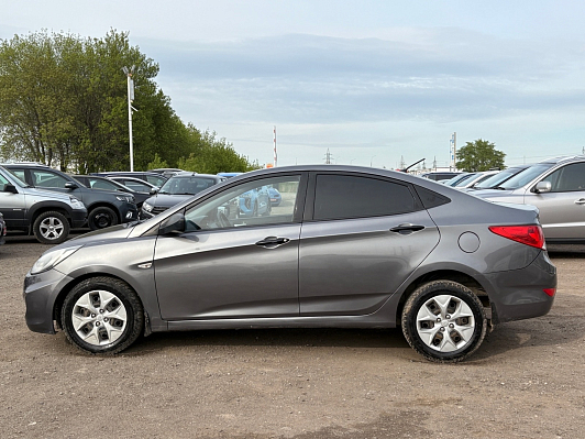 Hyundai Solaris, 2011 года, пробег 210804 км