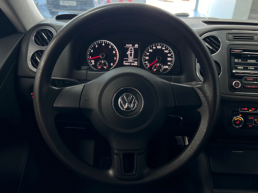 Volkswagen Tiguan Avenue, 2014 года, пробег 136810 км