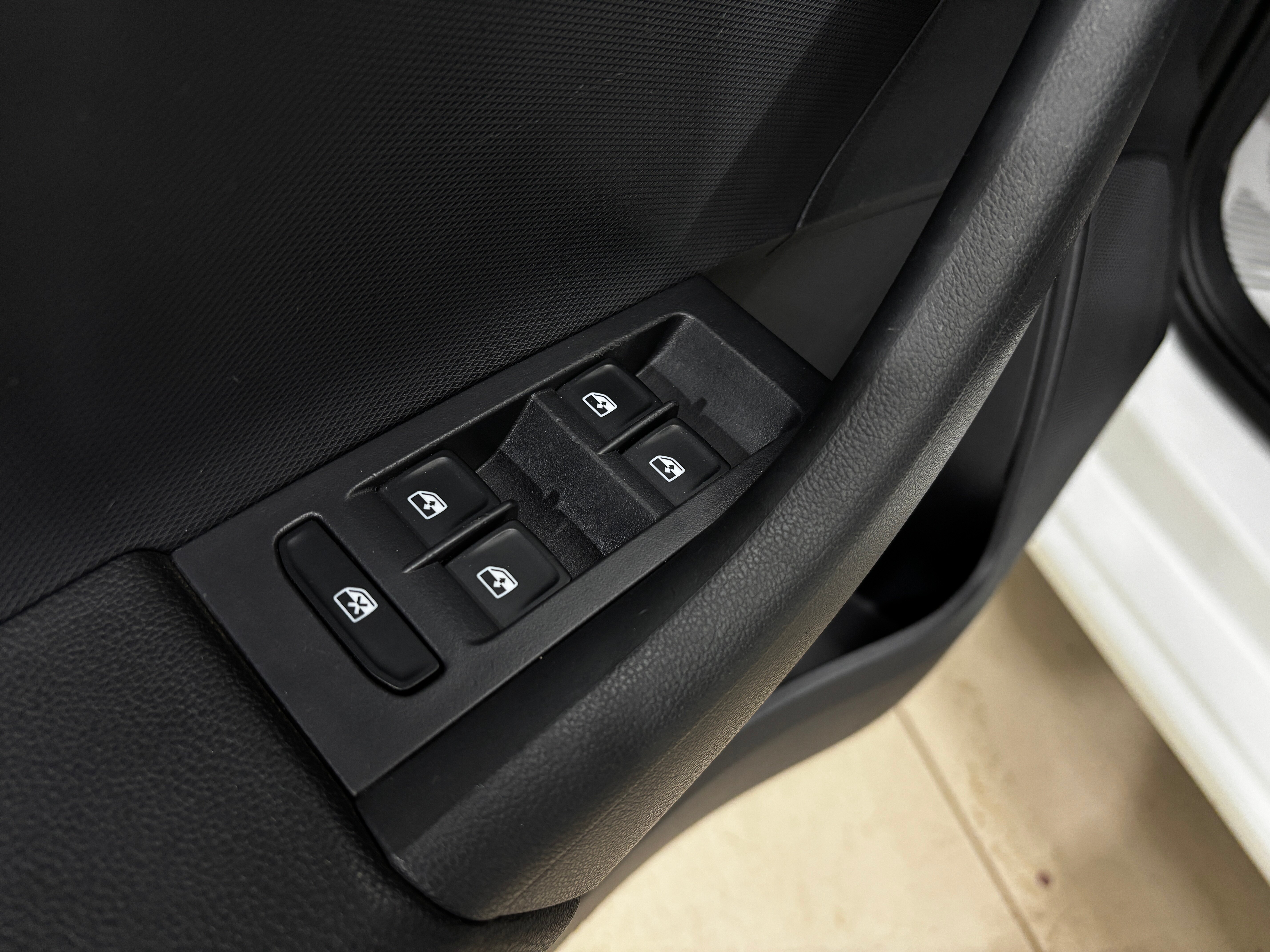Skoda Rapid Hockey Edition Active, 2018 года, пробег 140000 км
