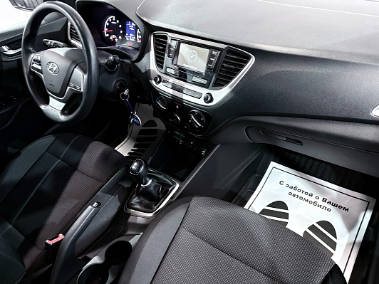 Hyundai Solaris Comfort, 2018 года, пробег 174000 км