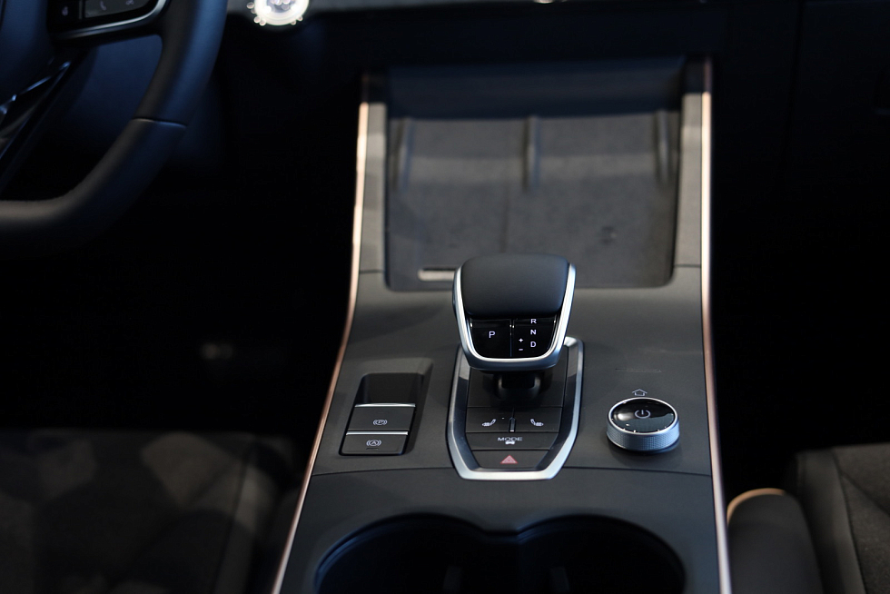 Omoda C5 Active, синий