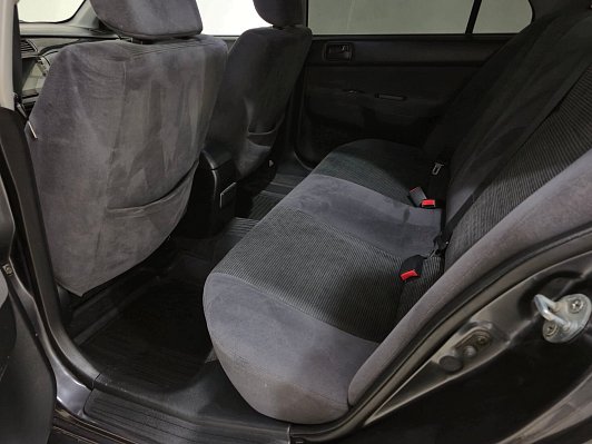Mitsubishi Lancer, 2004 года, пробег 181755 км