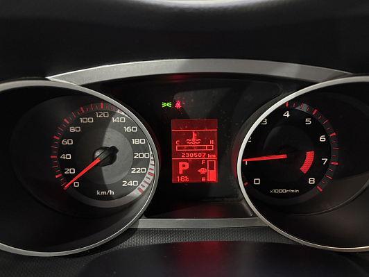 Mitsubishi Outlander Invite, 2008 года, пробег 230477 км