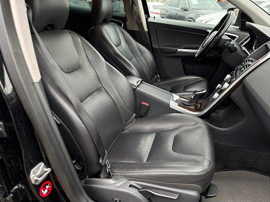 Volvo XC60 Summum, 2015 года, пробег 187400 км