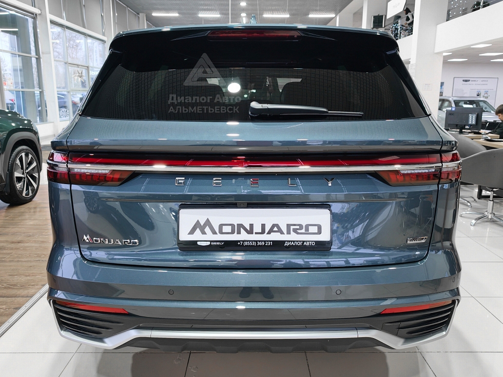 Geely Monjaro Flagship SE, серый