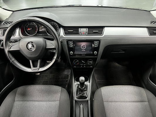 Skoda Rapid Hockey Edition Active, 2018 года, пробег 236000 км