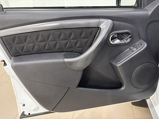 Renault Duster Adventure, 2017 года, пробег 70050 км