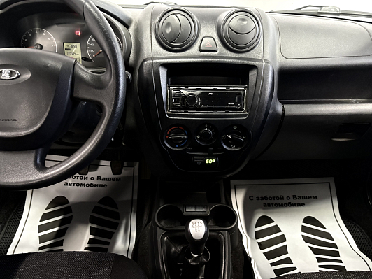 Lada (ВАЗ) Granta, 2014 года, пробег 178000 км
