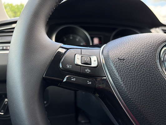 Volkswagen Tiguan CONNECT, 2019 года, пробег 176079 км