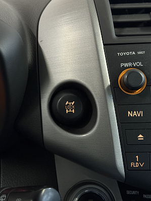Toyota RAV4, 2008 года, пробег 230001 км
