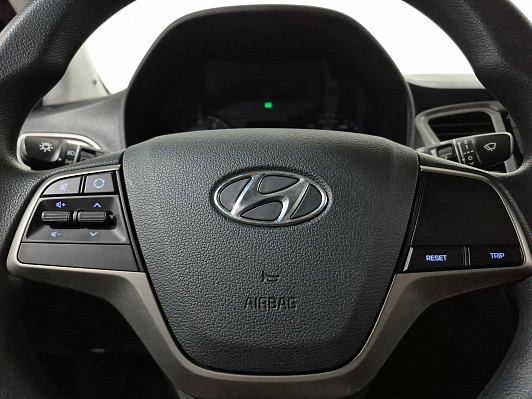 Hyundai Solaris Super Series II + 5” Audio, 2019 года, пробег 127700 км