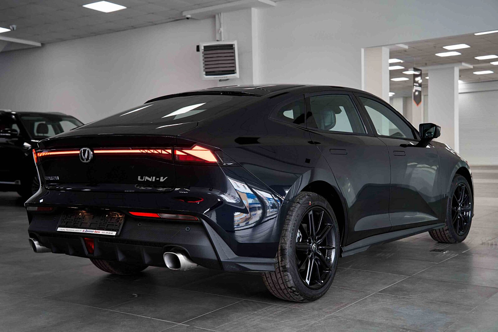 Changan UNI-V Tech, черный