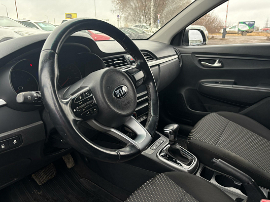 Kia Rio Luxe 2018 FWC, 2019 года, пробег 59111 км