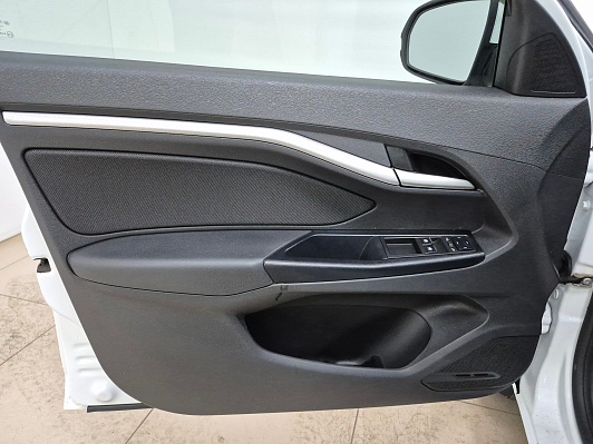 Lada (ВАЗ) Vesta Comfort Multimedia, 2018 года, пробег 119131 км