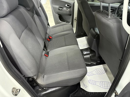 Volkswagen Amarok Basis, 2012 года, пробег 219551 км