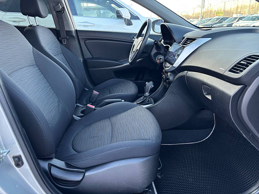 Hyundai Solaris Active, 2015 года, пробег 153122 км