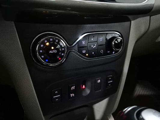Renault Logan Style, 2018 года, пробег 182250 км