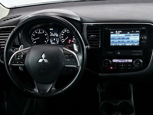 Mitsubishi Outlander Instyle, 2012 года, пробег 138420 км