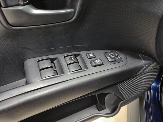 Mitsubishi Outlander Inform, 2011 года, пробег 189866 км
