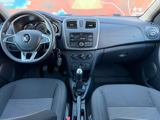 Renault Logan Stepway Life, 2020 года, пробег 77160 км