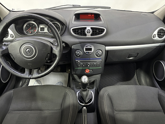 Renault Clio, 2009 года, пробег 330097 км