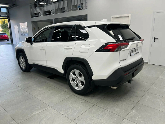 Toyota RAV4 Стандарт, 2020 года, пробег 110000 км