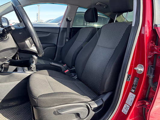 Kia Rio, 2019 года, пробег 91000 км