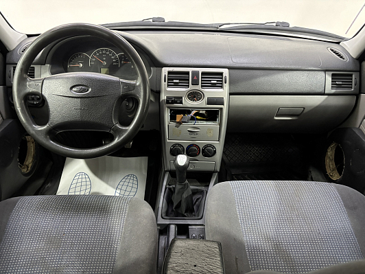 Lada (ВАЗ) Priora Норма, 2010 года, пробег 232573 км