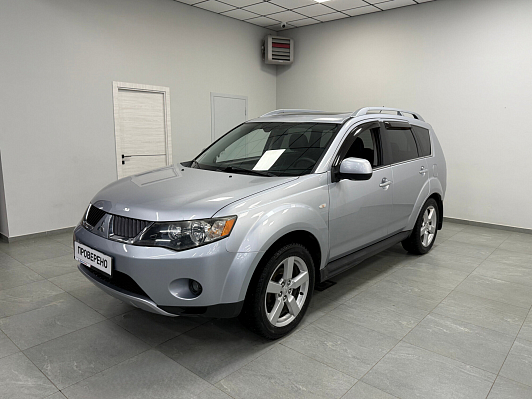 Mitsubishi Outlander Intense, 2008 года, пробег 157530 км