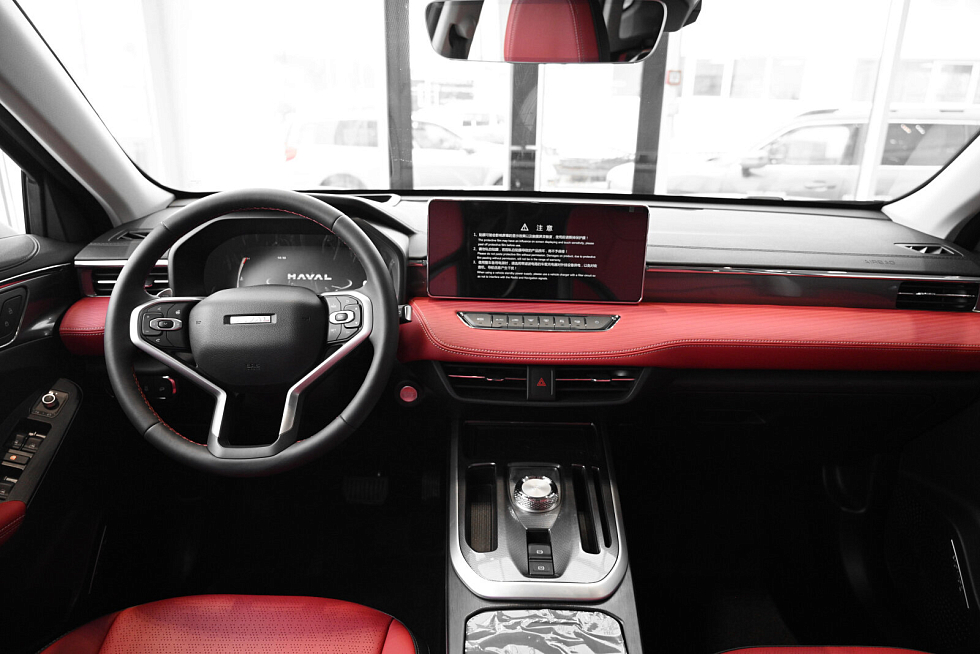 Haval Jolion Комфорт, черный