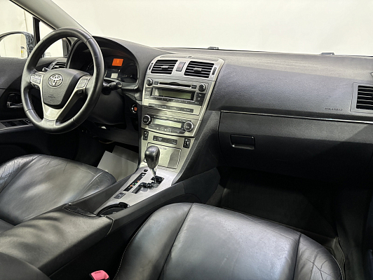 Toyota Avensis, 2011 года, пробег 338058 км