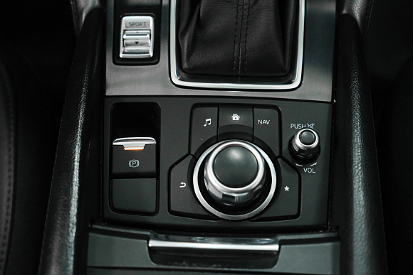 Mazda 6 Active, 2016 года, пробег 140000 км