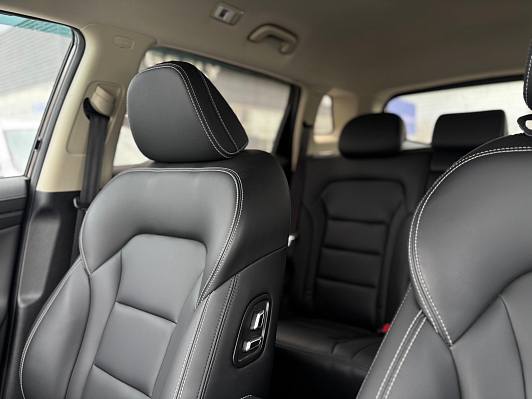 Geely Atlas Luxury, 2021 года, пробег 71600 км