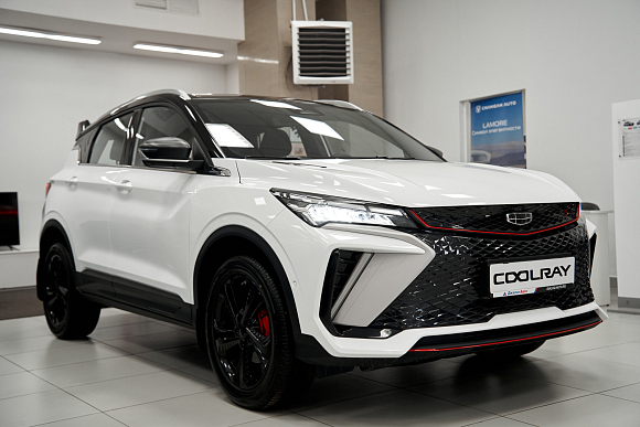 Geely Coolray Luxury, белый